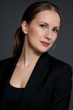 Business Lady — example 13